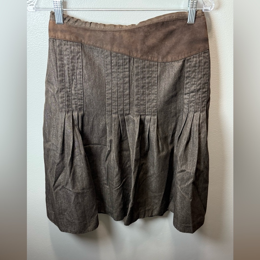 Akris Women's Wool Blend Brown‎ Pleated Knee Length Skirt Size 8